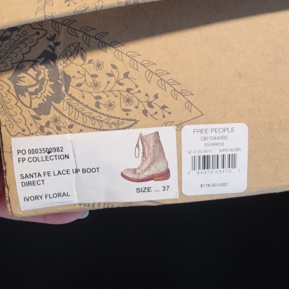 Boots - Picture 2 of 4